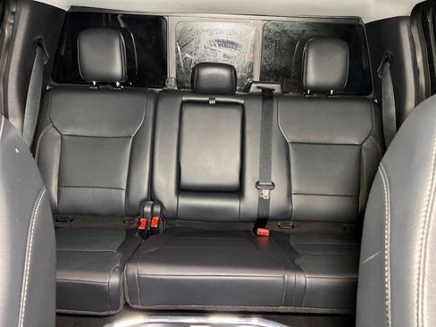 Used 2023 Ford F150 Lariat w/ Trailer Tow Package image 30