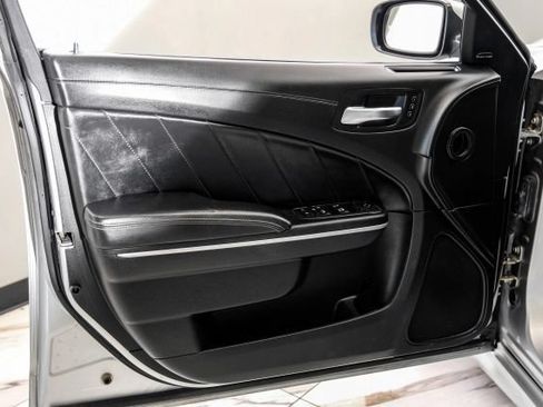 Used 2020 Dodge Charger Scat Pack RWD image 55
