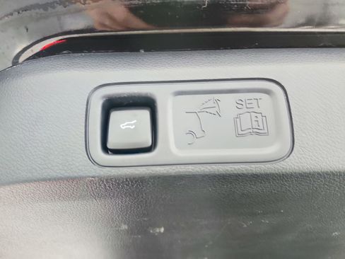 Used 2024 Ford Expedition Max Limited image 48