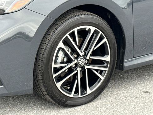 Used 2025 Toyota Camry XLE image 29