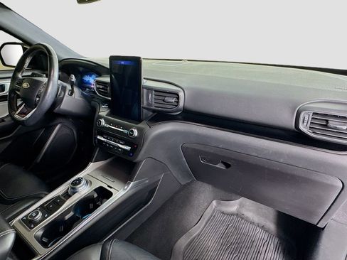Used 2020 Ford Explorer ST w/ Premium Technology Package image 33