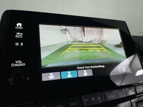Used 2023 Honda Odyssey Sport image 15