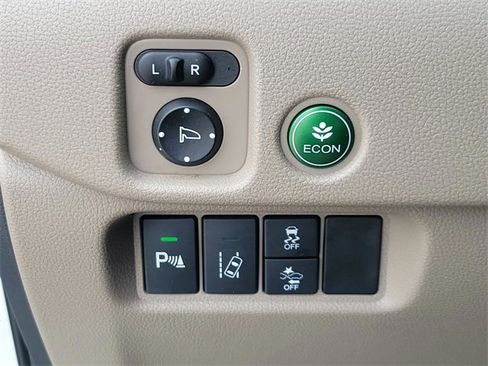 Used 2016 Honda Pilot Elite image 27