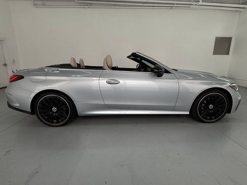 Used 2026 Mercedes-Benz CLE 300 4MATIC Cabriolet image 7