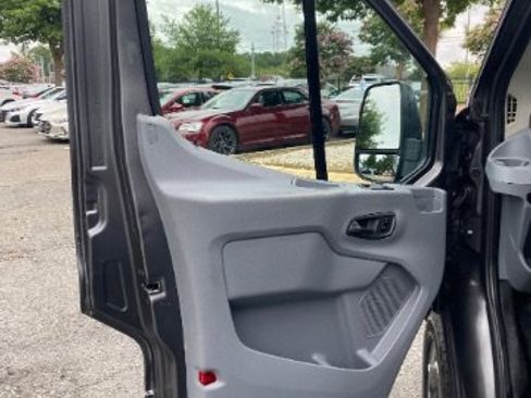 Used 2017 Ford Transit 350 XL RWD image 21