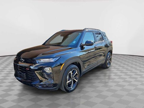Certified 2023 Chevrolet TrailBlazer RS w/ Convenience Package image 4