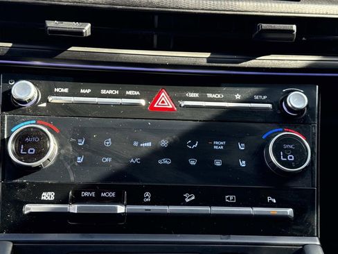 Used 2025 Hyundai Santa Fe Calligraphy image 28