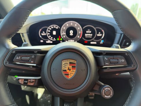 Certified 2024 Porsche Cayenne S image 37