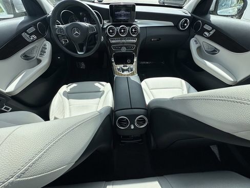 Used 2018 Mercedes-Benz C 300 Sedan image 26