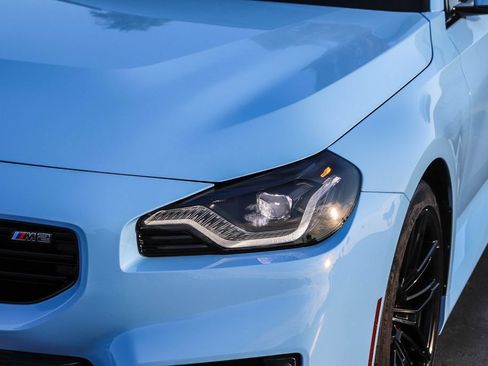 Used 2025 BMW M2 w/ Lighting Package RWD image 5