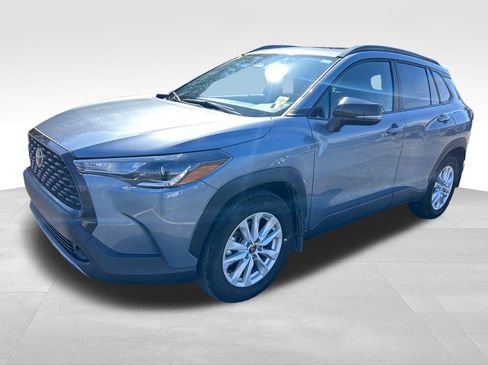 Certified 2025 Toyota Corolla Cross LE w/ Moonroof Package image 1