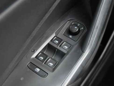 Used 2020 Volkswagen Jetta R-Line image 29