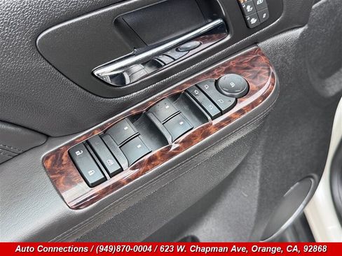 Used 2014 GMC Yukon XL Denali AWD/4WD image 23