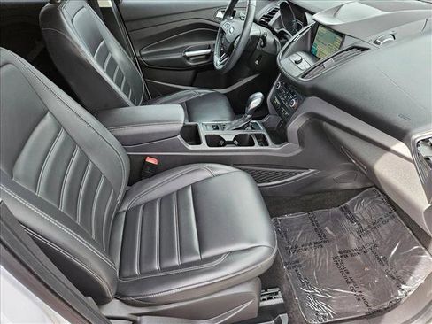 Used 2019 Ford Escape SEL image 18