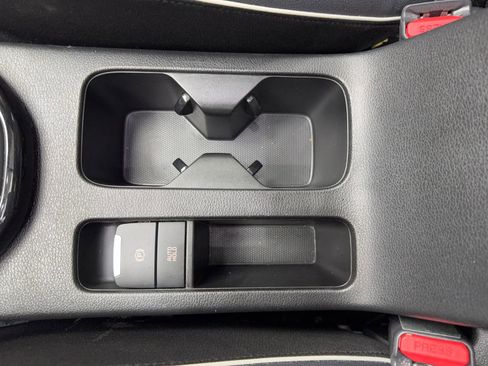 Used 2023 Kia Forte GT-Line w/ GT-Line Premium Package image 33