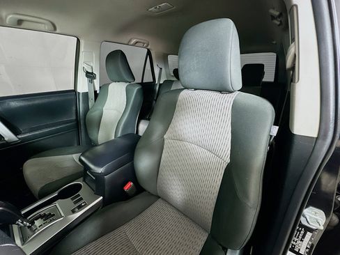Used 2021 Toyota 4Runner SR5 AWD/4WD image 19