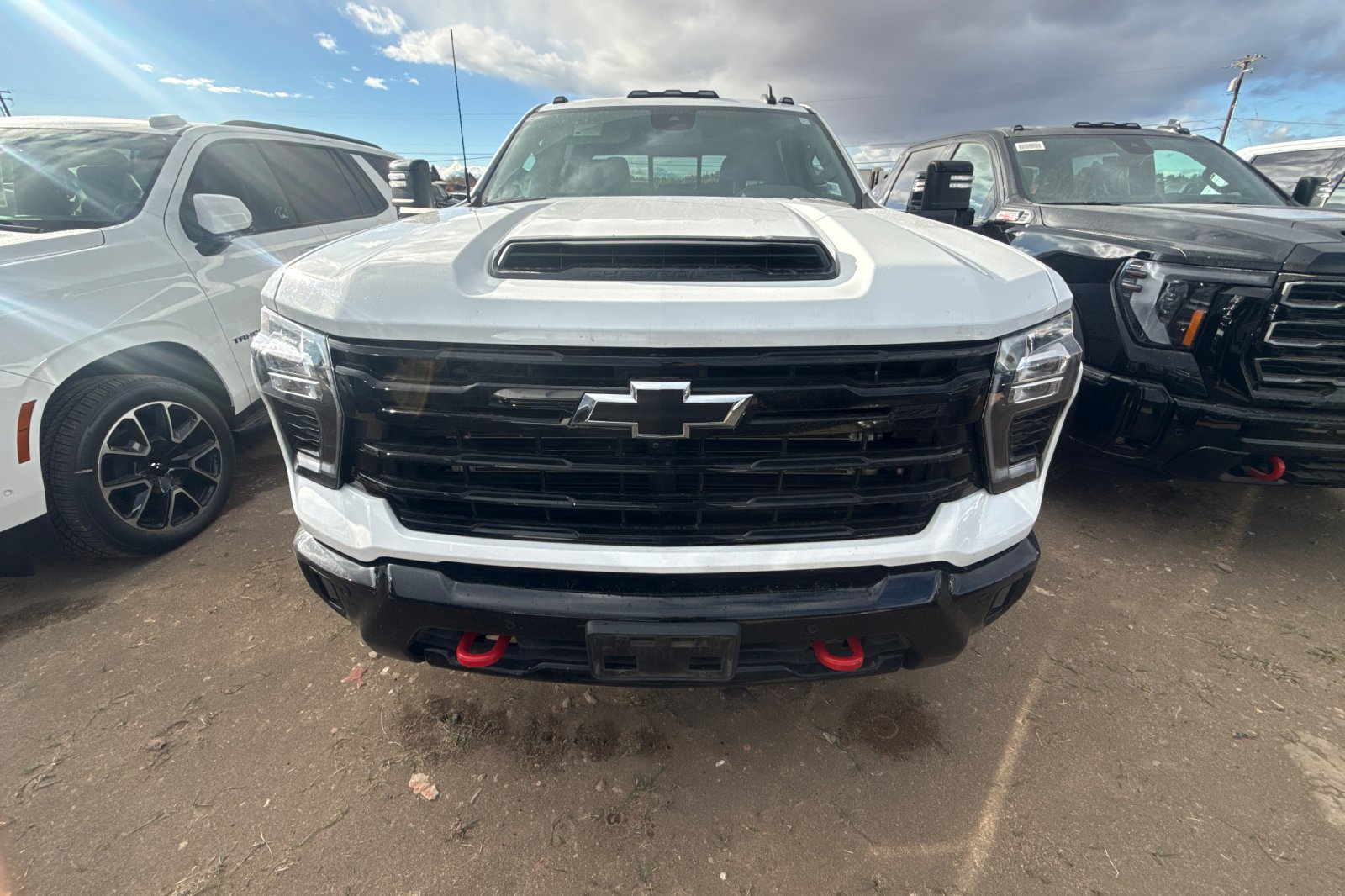 Used 2025 Chevrolet Silverado 3500 LT w/ Trail Boss Package AWD/4WD image 2