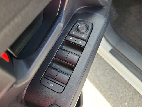 Used 2025 Toyota 4Runner SR5 image 13