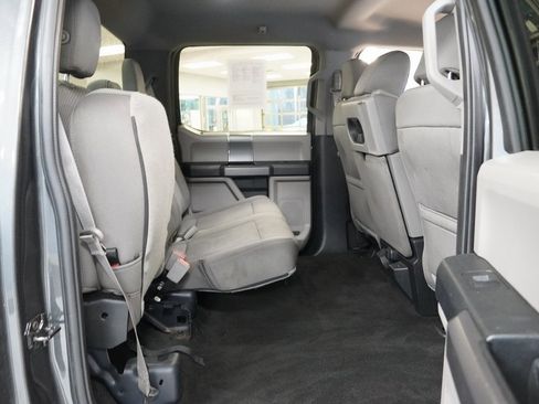 Used 2019 Ford F150 XLT w/ XTR Package image 28