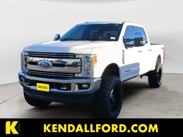 Used 2017 Ford F250 Lariat w/ Lariat Ultimate Package AWD/4WD image 1