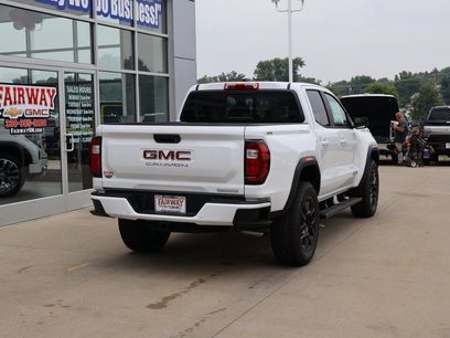 New 2025 GMC Canyon Elevation w/ Convenience Package