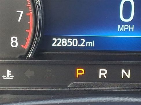 Used 2022 Ford Explorer XLT w/ Equipment Group 202A image 20