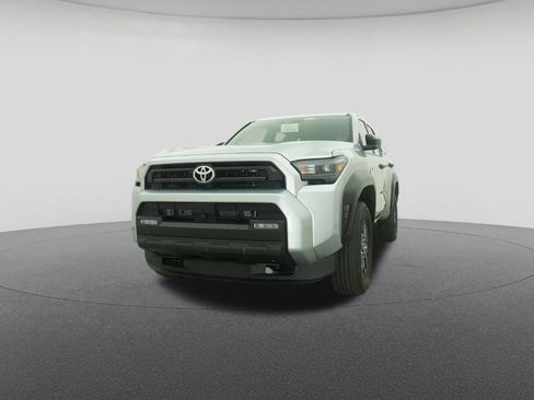 New 2026 Toyota 4Runner SR5 AWD/4WD image 32