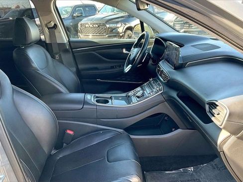 Used 2023 Hyundai Santa Fe Limited image 7
