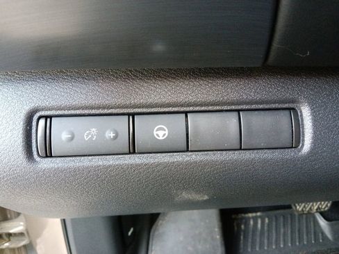 Used 2023 Nissan Pathfinder Rock Creek AWD/4WD image 17