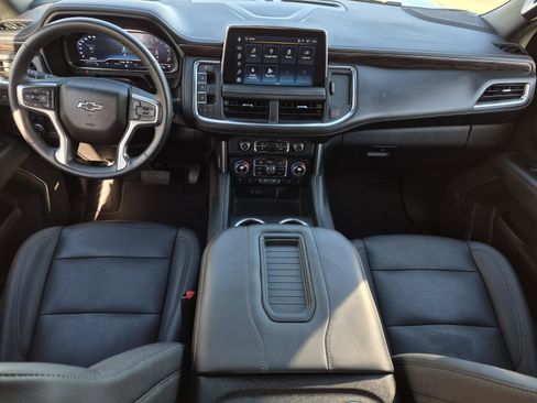 Used 2023 Chevrolet Tahoe Z71 w/ Luxury Package AWD/4WD image 35