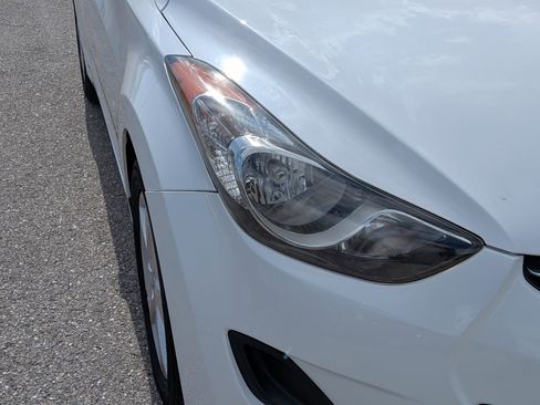 Used 2013 Hyundai Elantra GLS FWD image 10