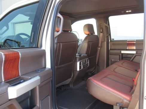 Used 2021 Ford F450 King Ranch w/ Chrome Package AWD/4WD image 23