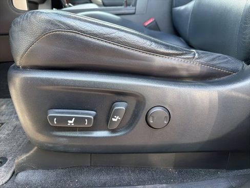 Used 2017 Lexus GX 460 image 8