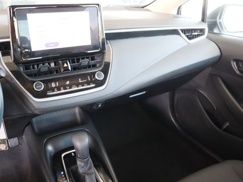 Used 2023 Toyota Corolla LE image 17