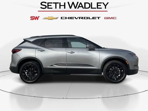 New 2026 Chevrolet Blazer LT w/ Convenience Package AWD/4WD image 2