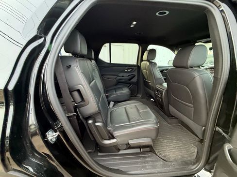 Used 2023 Chevrolet Traverse RS image 20