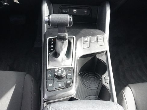 Used 2024 Kia Sportage LX AWD/4WD image 39