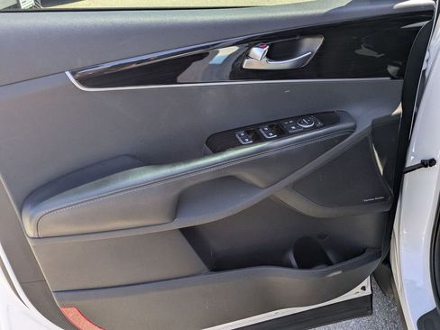 Used 2019 Kia Sorento EX w/ EX Touring Package FWD image 11