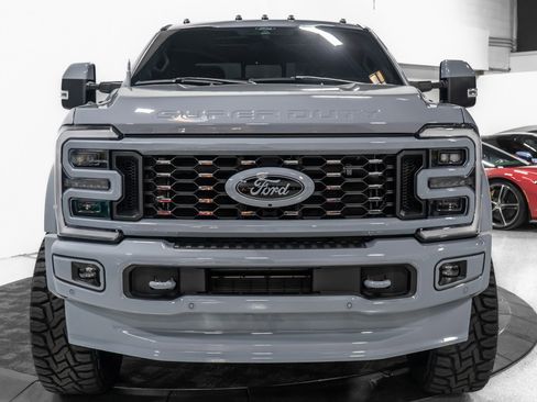 Used 2024 Ford F450 Limited w/ FX4 Off-Road Package image 6