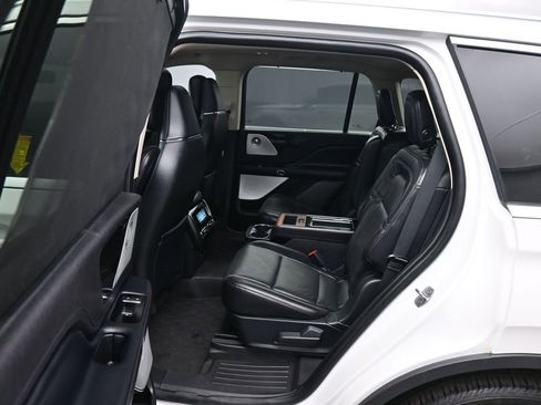 Used 2020 Lincoln Aviator Reserve w/ Equipment Group 202A image 35