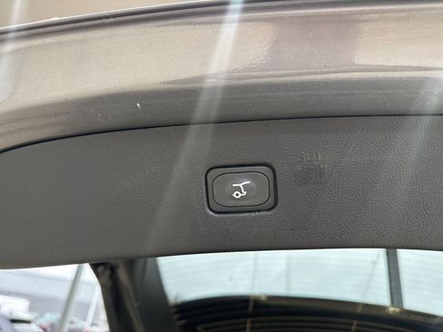 Certified 2023 Ford Edge SEL w/ Convenience Package image 38