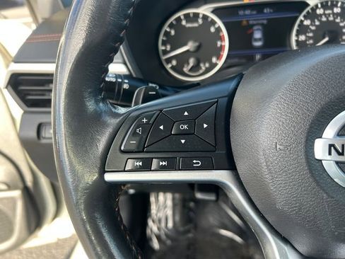 Used 2022 Nissan Altima 2.5 SR w/ Midnight Edition Package AWD/4WD image 21