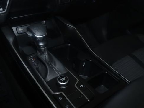 Used 2023 Kia Sorento LX image 20