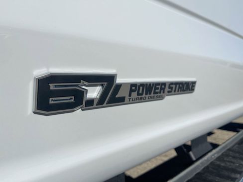 New 2026 Ford F250 Lariat w/ FX4 Off-Road Package image 20