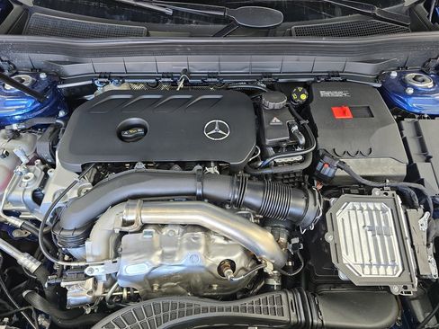 New 2026 Mercedes-Benz GLB 250 4MATIC image 31