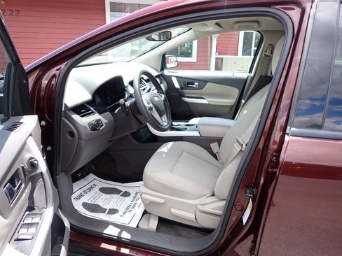 Used 2012 Ford Edge SE FWD image 7