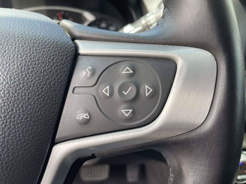Used 2021 GMC Terrain SLE w/ Driver Convenience Package FWD image 8
