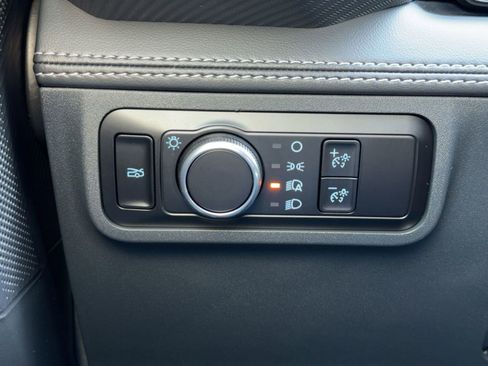 Used 2025 Ford Mustang GT Premium image 16