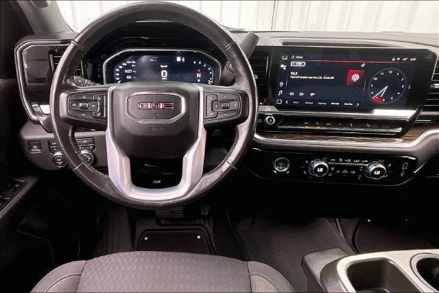 Certified 2022 GMC Sierra 1500 Elevation w/ X31 Off-Road Package AWD/4WD image 5