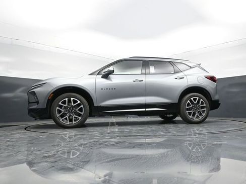 Used 2025 Chevrolet Blazer RS AWD/4WD image 55